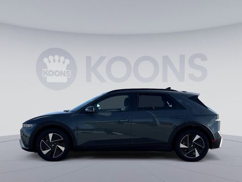 New 2025 Hyundai Ioniq 5 SEL image 2