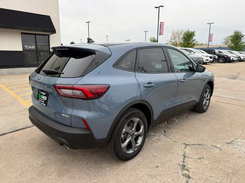Used 2025 Ford Escape ST-Line Select AWD/4WD image 16