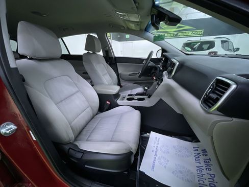 Used 2021 Kia Sportage LX image 28