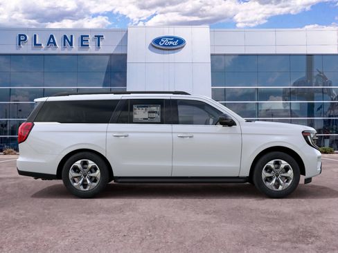 New 2027 Ford Expedition Max Active RWD image 6