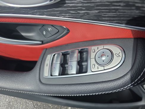 Used 2020 Mercedes-Benz GLC 300 4MATIC Coupe image 27