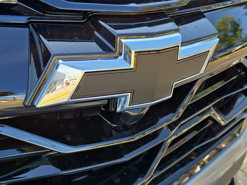 New 2026 Chevrolet Equinox RS w/ LPO, Floor Liner Package image 16