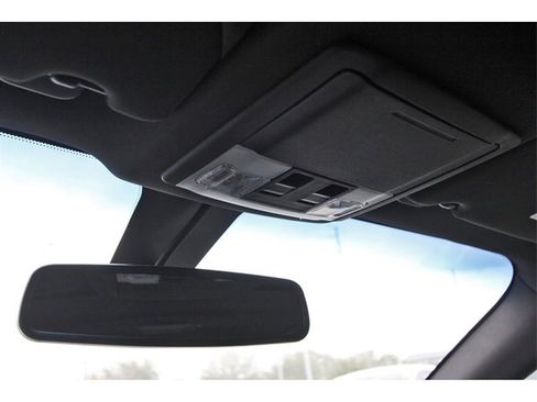 Used 2018 Ford Taurus SEL w/ Equipment Group 201A image 20