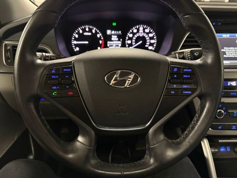 Used 2017 Hyundai Sonata Sport w/ Value Edition Package 02 FWD image 11