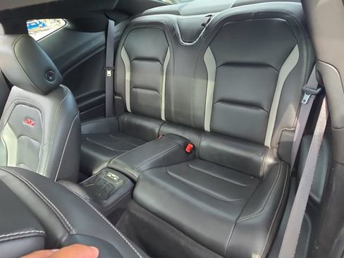 Used 2016 Chevrolet Camaro SS RWD image 11