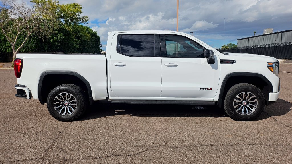 Used 2021 GMC Sierra 1500 AT4 w/ AT4 Premium Package AWD/4WD image 12