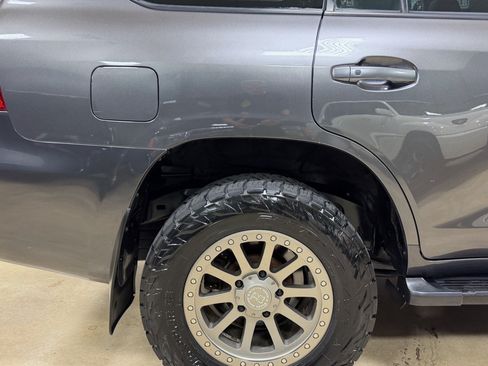 Used 2008 Toyota Land Cruiser AWD/4WD image 16