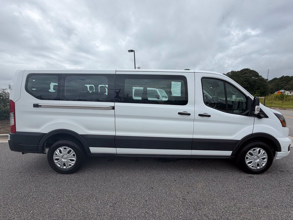 Used 2023 Ford Transit 350 XLT RWD image 17
