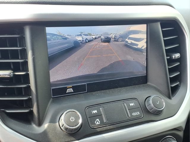 Used 2023 GMC Acadia SLT w/ Elevation Edition FWD image 9