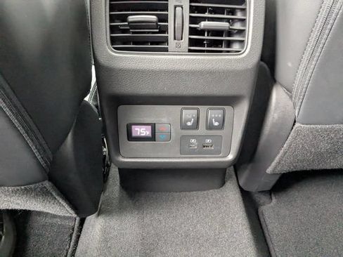 Used 2023 Nissan Rogue Platinum w/ Platinum Premium Package FWD image 14