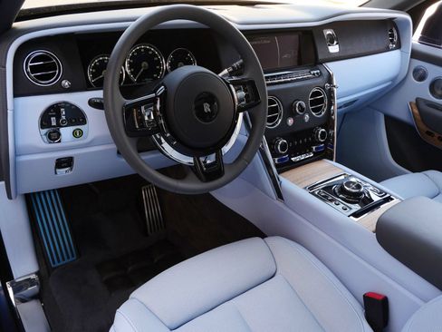 Used 2023 Rolls-Royce Cullinan w/ Cullinan Package AWD/4WD image 22