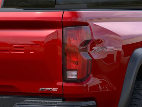 New 2026 Chevrolet Colorado ZR2 image 11