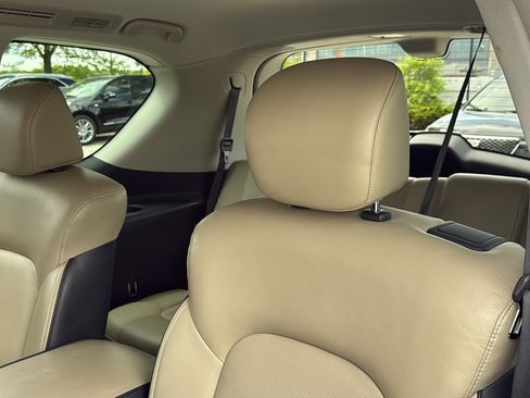 Used 2021 INFINITI QX80 Premium Select w/ All-Season Package AWD/4WD image 29
