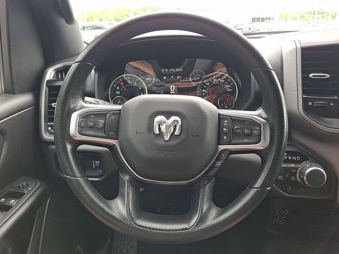 Certified 2025 RAM 1500 Tradesman w/ Night Edition AWD/4WD image 16