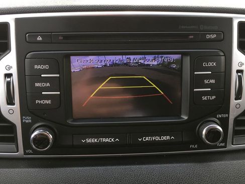 Used 2019 Kia Sportage LX AWD/4WD image 17