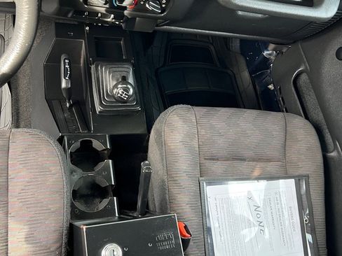 Used 2003 Jeep Wrangler X image 38