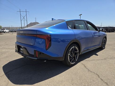 New 2026 Kia K4 GT-Line FWD image 3