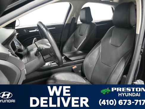 Used 2020 Ford Fusion Energi Titanium image 10