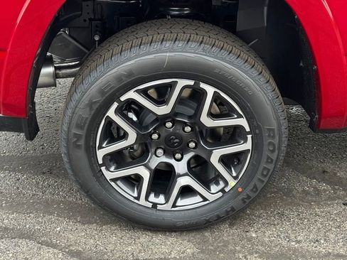 New 2026 RAM 1500 Laramie AWD/4WD image 12