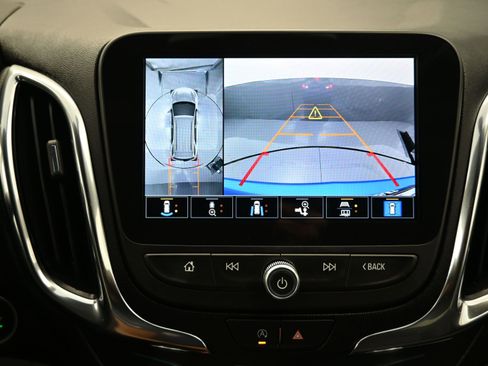 Used 2024 Chevrolet Equinox LT image 15