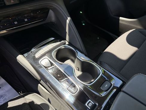 Certified 2023 Buick Envision Preferred FWD image 15