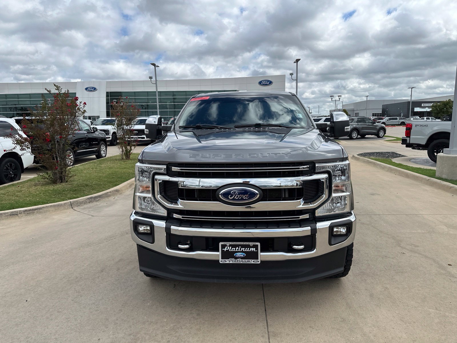 Used 2022 Ford F250 XLT w/ XLT Premium Package AWD/4WD image 9