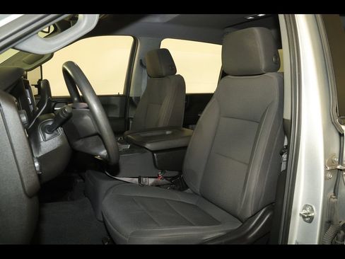 Used 2022 Chevrolet Silverado 2500 Custom w/ Custom Value Package AWD/4WD image 21
