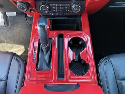 Used 2020 Ford F150 Lariat image 18