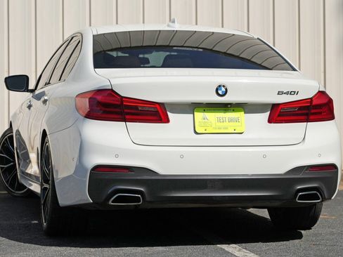 Used 2017 BMW 540i RWD image 5