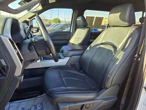 Used 2022 Ford F350 Lariat image 18