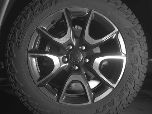 Used 2025 Jeep Compass Trailhawk AWD/4WD image 14