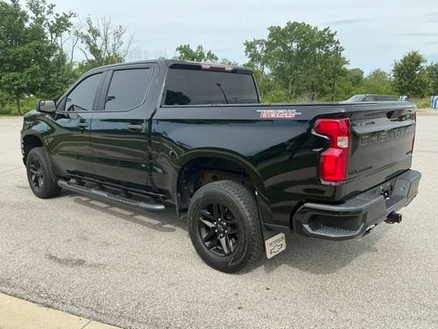 Used 2019 Chevrolet Silverado 1500 Custom Trail Boss w/ Custom Convenience Package AWD/4WD image 4