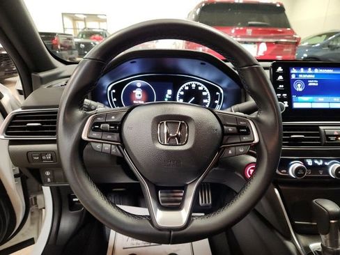 Used 2022 Honda Accord Sport image 17