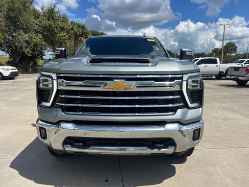 Used 2024 Chevrolet Silverado 2500 LTZ w/ LTZ Premium Package AWD/4WD image 10