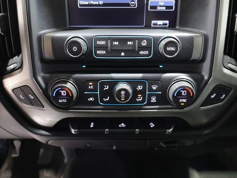 Used 2018 Chevrolet Silverado 1500 LT w/ All Star Edition AWD/4WD image 29