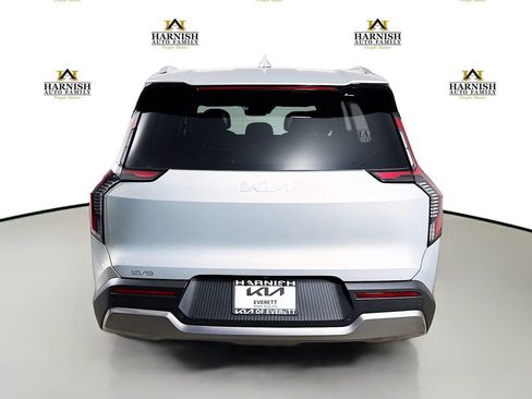 New 2026 Kia EV9 Wind image 6