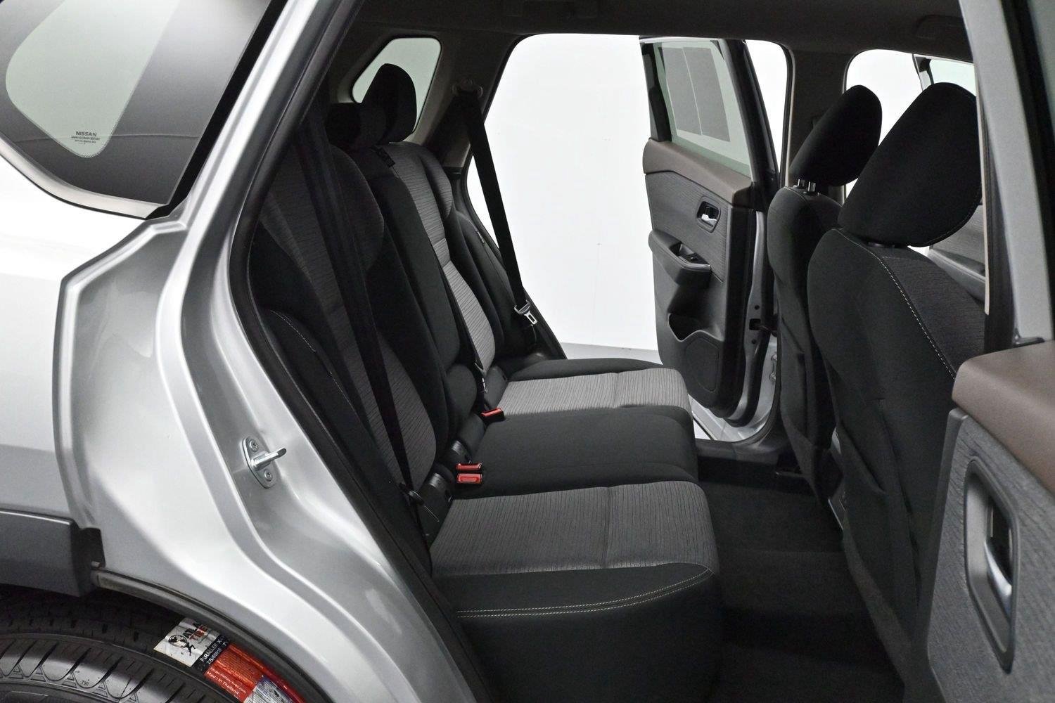 Used 2021 Nissan Rogue SV AWD/4WD image 28