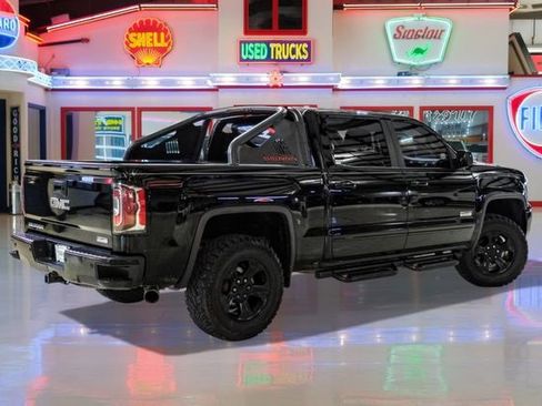 Used 2018 GMC Sierra 1500 SLT w/ All Terrain X Package image 3