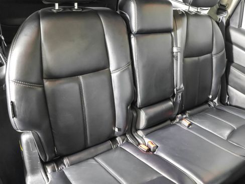 Used 2019 Nissan Pathfinder SL image 47