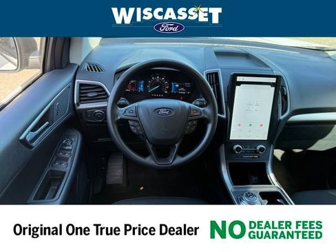 Certified 2022 Ford Edge SE image 7