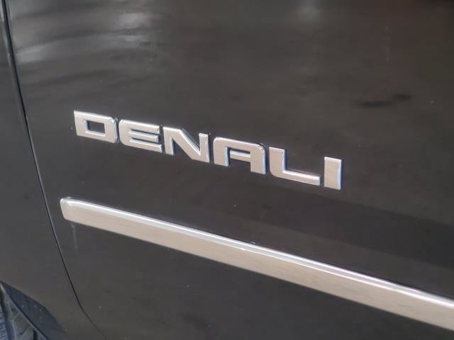 Used 2020 GMC Yukon Denali w/ Denali Ultimate Package AWD/4WD image 14