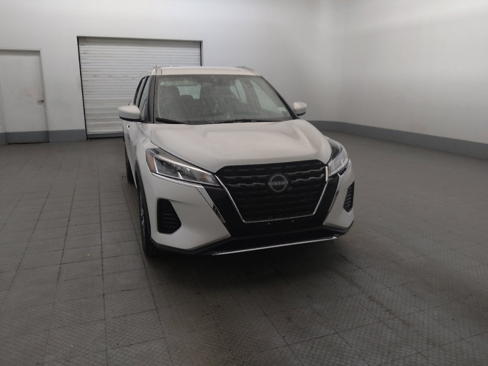 Used 2024 Nissan Kicks SV FWD image 14