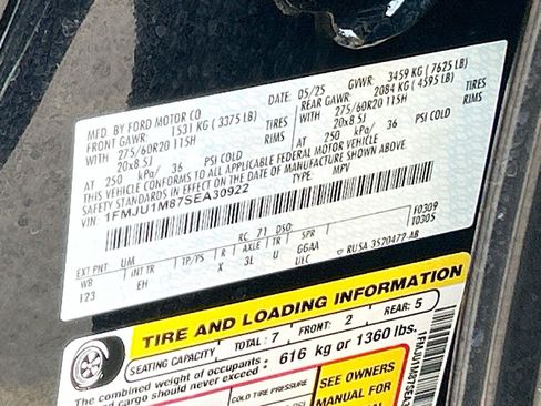 Used 2025 Ford Expedition Platinum AWD/4WD image 46