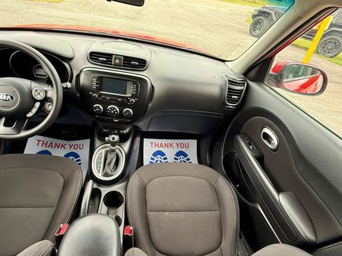Used 2019 Kia Soul FWD image 24