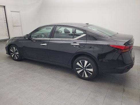 Used 2022 Nissan Altima 2.5 SV AWD/4WD image 3