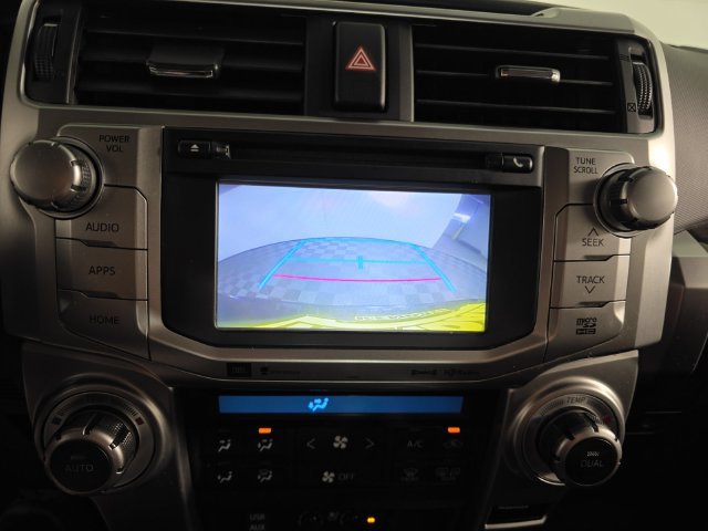 Used 2019 Toyota 4Runner Limited AWD/4WD image 18