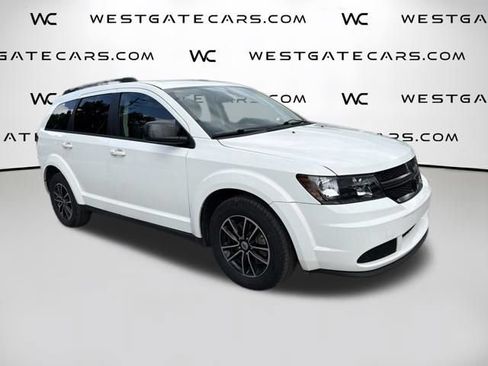 Used 2018 Dodge Journey SE w/ Popular Equipment Group FWD image 4
