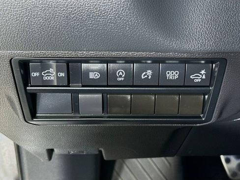 Used 2024 Toyota Tundra Limited w/ TRD Off-Road Package AWD/4WD image 12