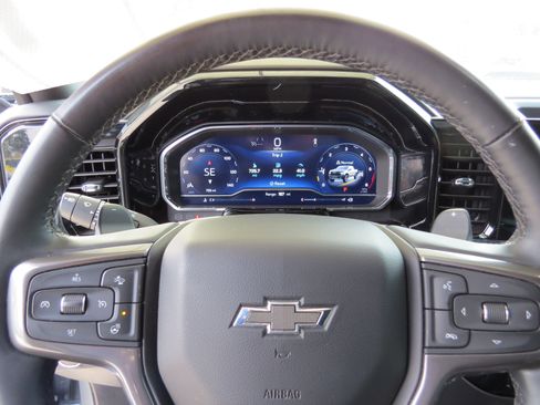 Used 2024 Chevrolet Silverado 1500 ZR2 w/ Technology Package image 21