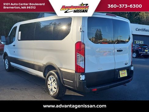 Used 2023 Ford Transit 350 XLT image 3